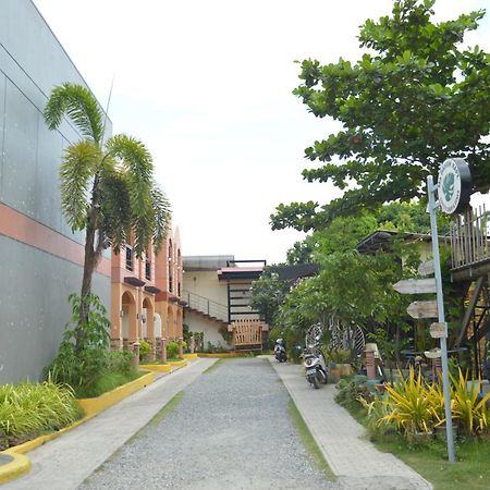Manora Apartment Talisay  Extérieur photo