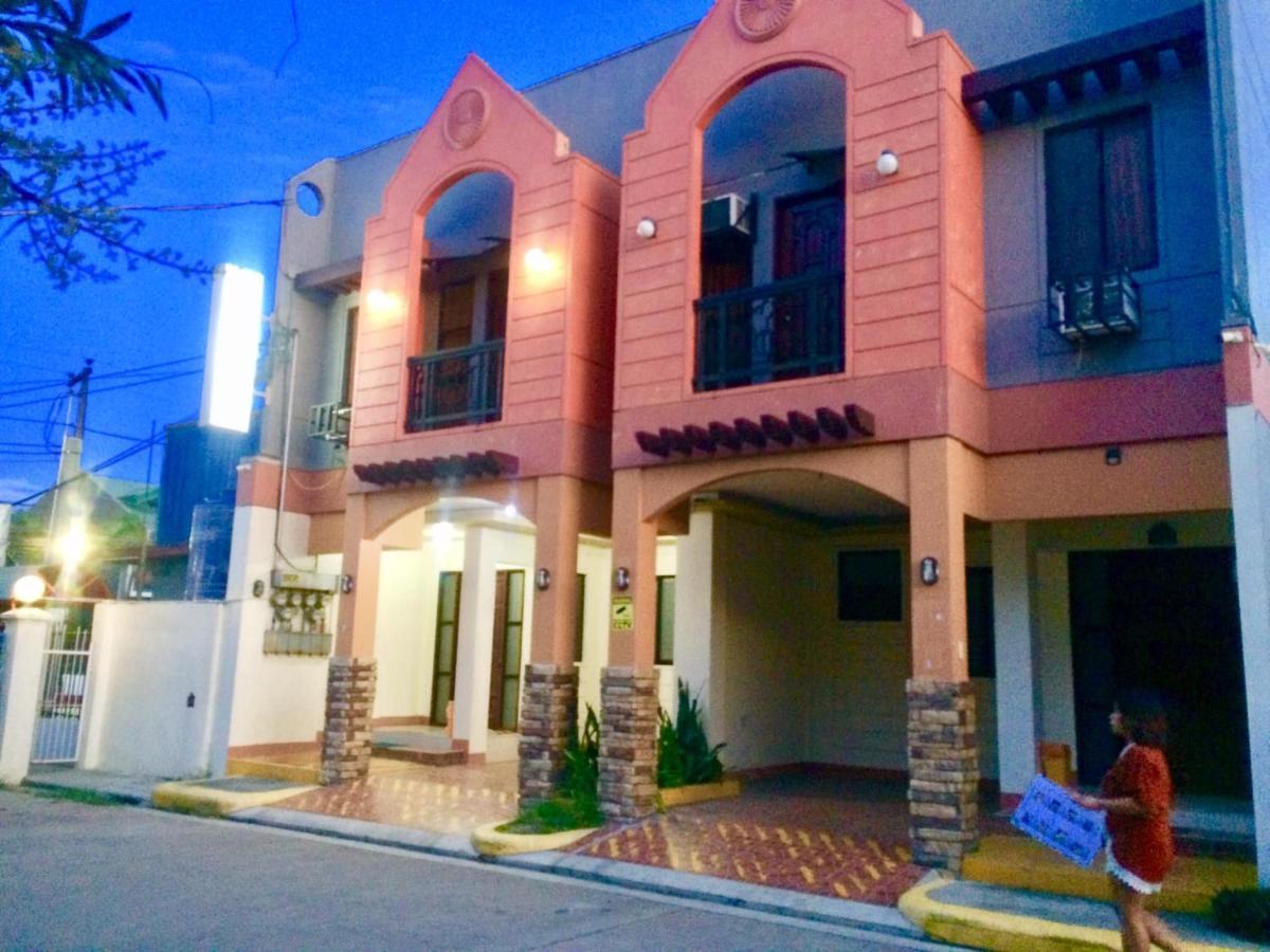 Manora Apartment Talisay  Extérieur photo