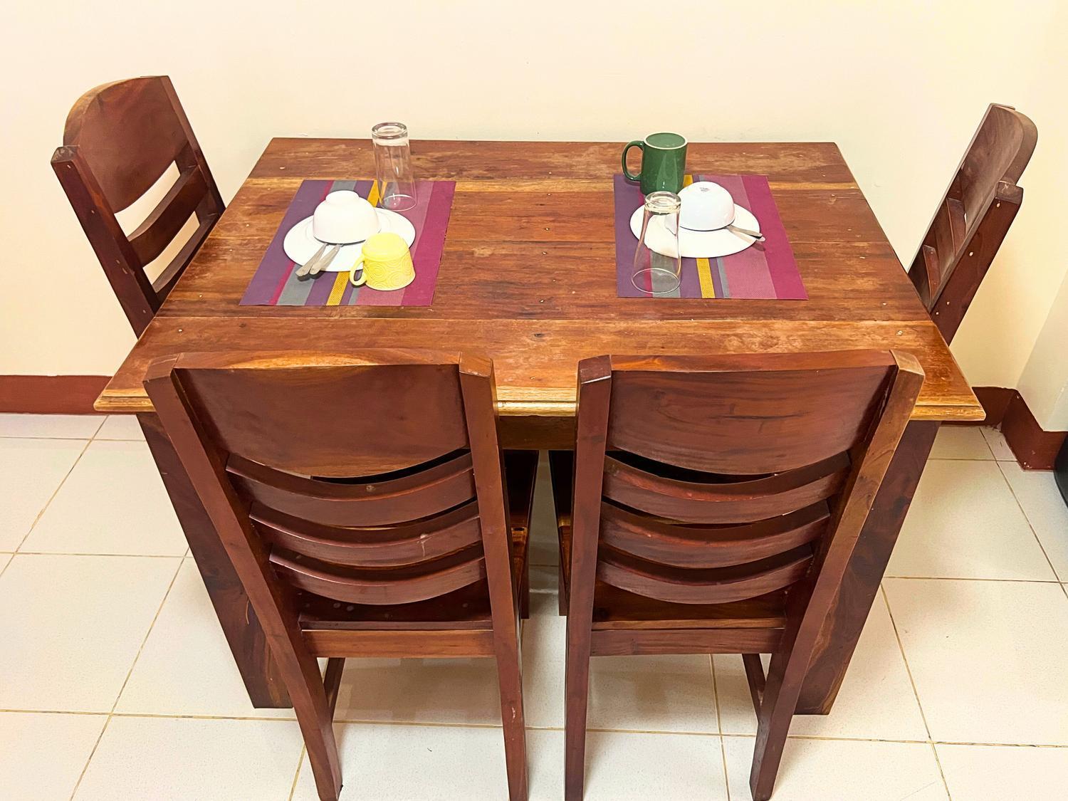 Manora Apartment Talisay  Extérieur photo