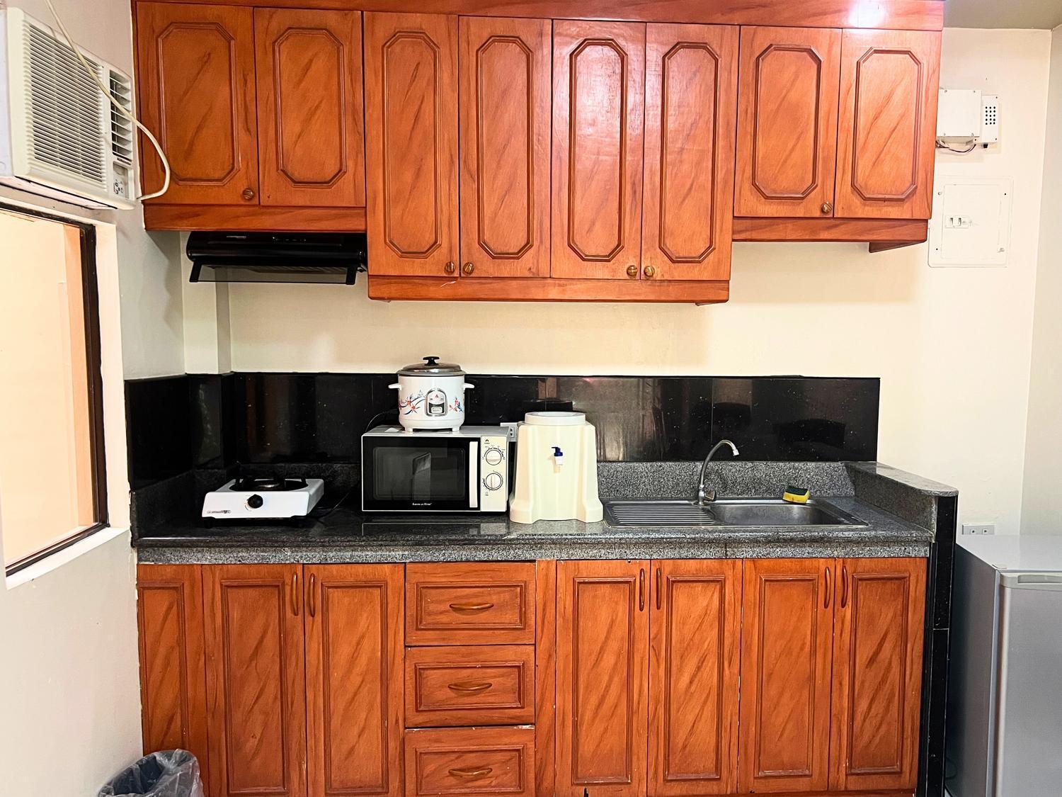 Manora Apartment Talisay  Extérieur photo