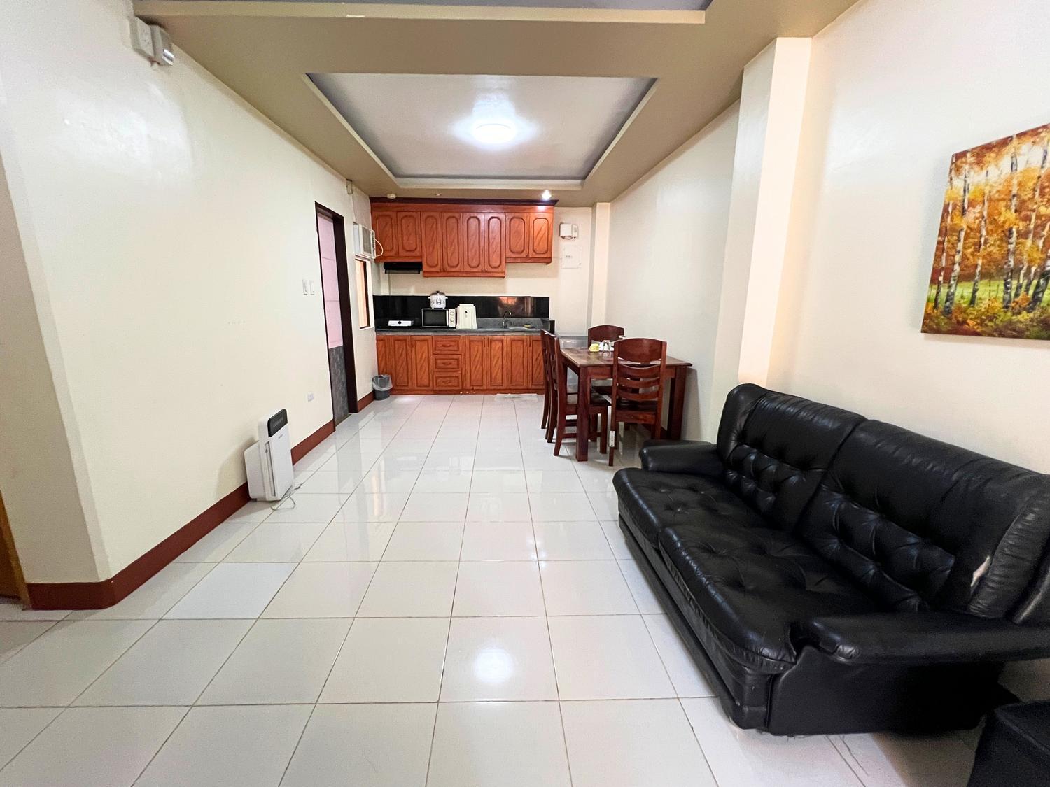 Manora Apartment Talisay  Extérieur photo