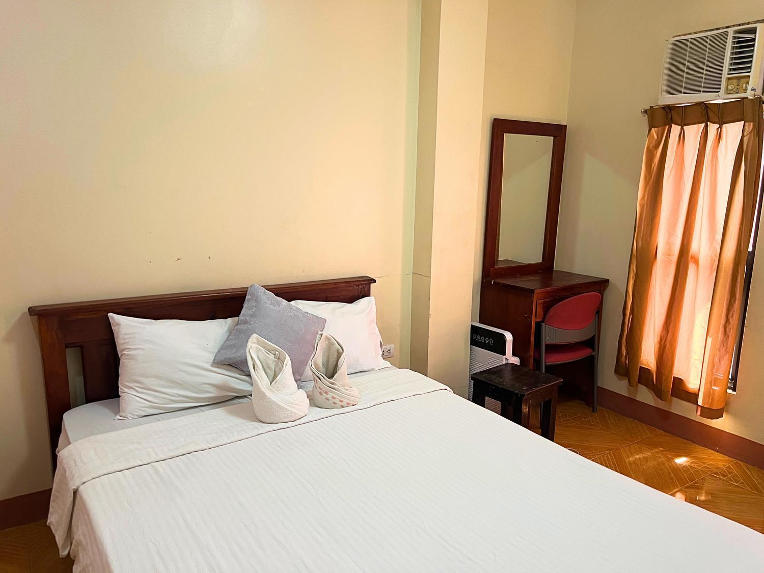 Manora Apartment Talisay  Extérieur photo