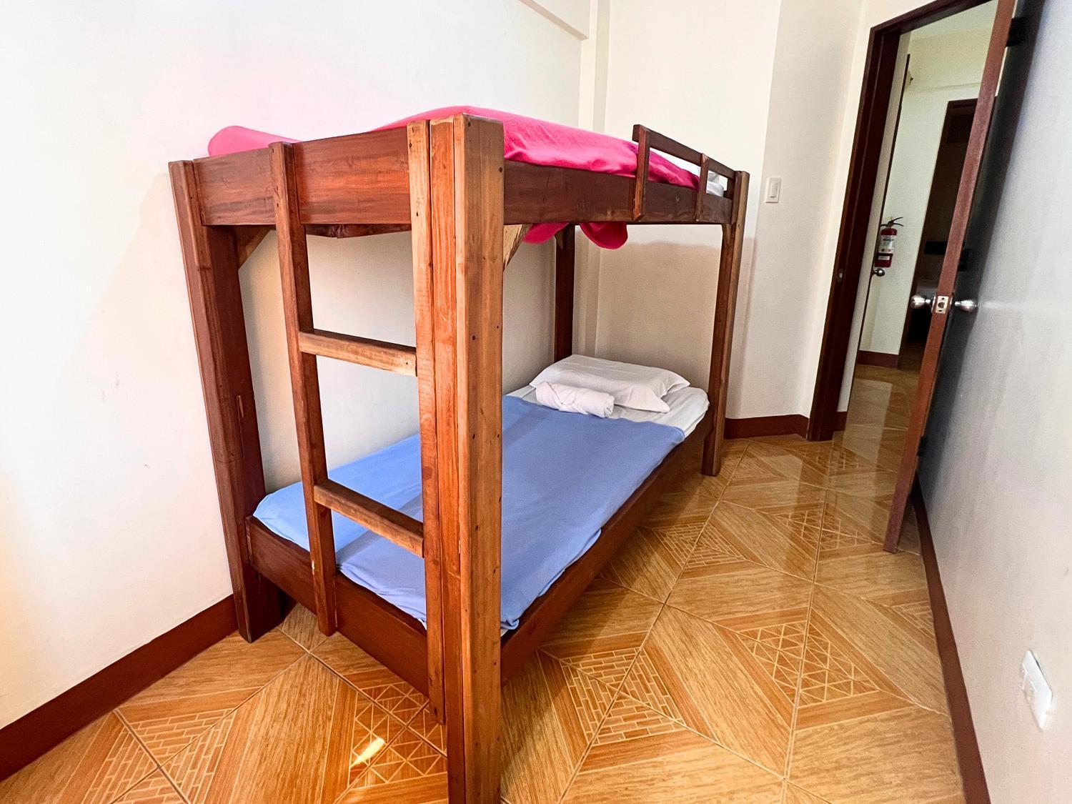 Manora Apartment Talisay  Extérieur photo